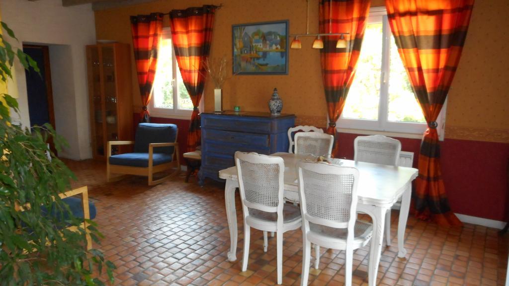 Bed and Breakfast La Poiriere Chemellier Exterior foto