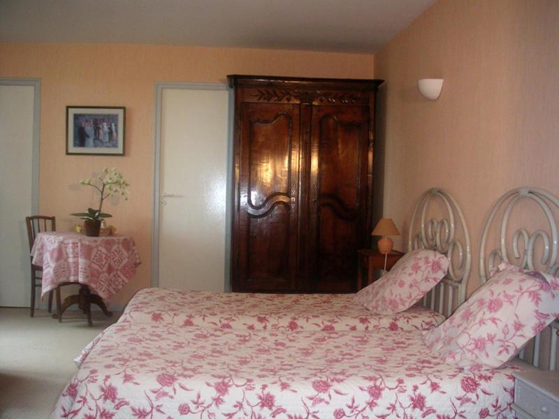 Bed and Breakfast La Poiriere Chemellier Habitación foto